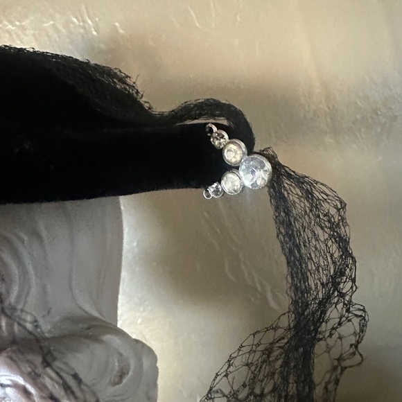 POSH 1940\'s BLACK VELVET HAT  - RHINESTONES + PEARL & FEATHER TRIM + VEIL main image 10